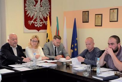 Na zdjęciu uczestnicy podczas posiedzenia Komisji Rady Miejskiej