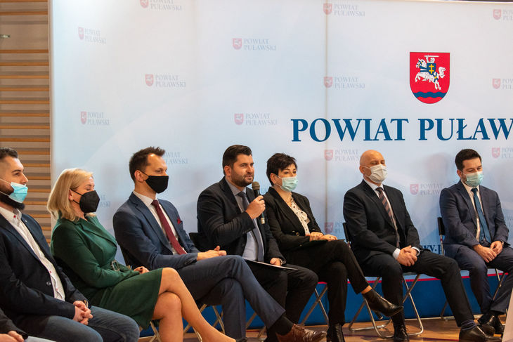 Konferencjapoświęcona współpracy gmin z trzecim sektorem