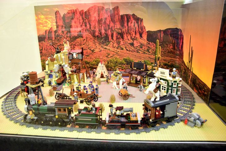 Dziki Zachód - makieta wykonana z klocków Lego