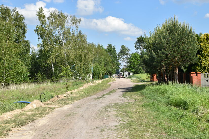 Teren budowy dla zadania Budowa dróg gminnych w miejscowościach Lipiny Dolne i Jasiennik Stary