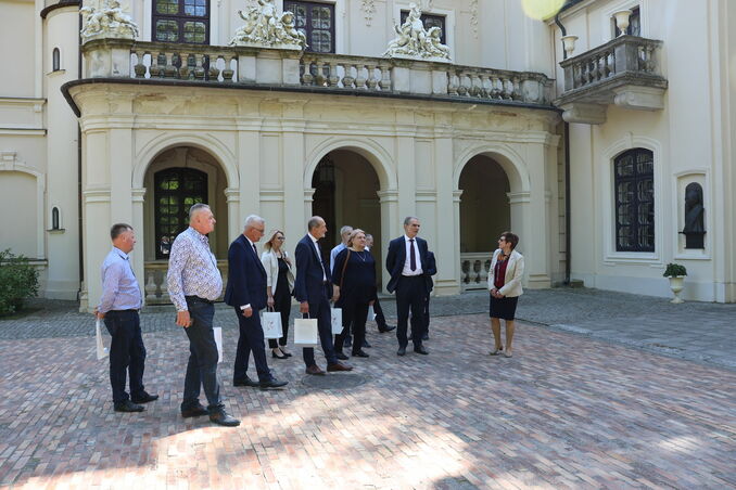 zwiedzanie Muzeum Zamoyskich w Kozłówce