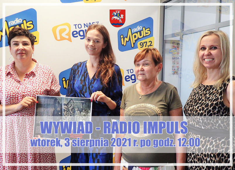 Wnętrze studia nagrań z ludźmi, wywiad Radio Impuls, wtorek 3 sierpnia 2021 po godz. 12.00