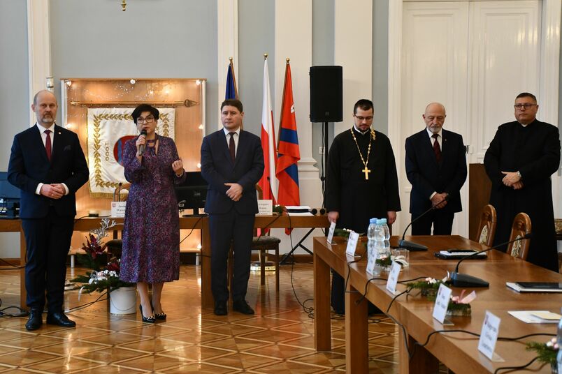 Życzenia przed podzieleniem się opłakiem