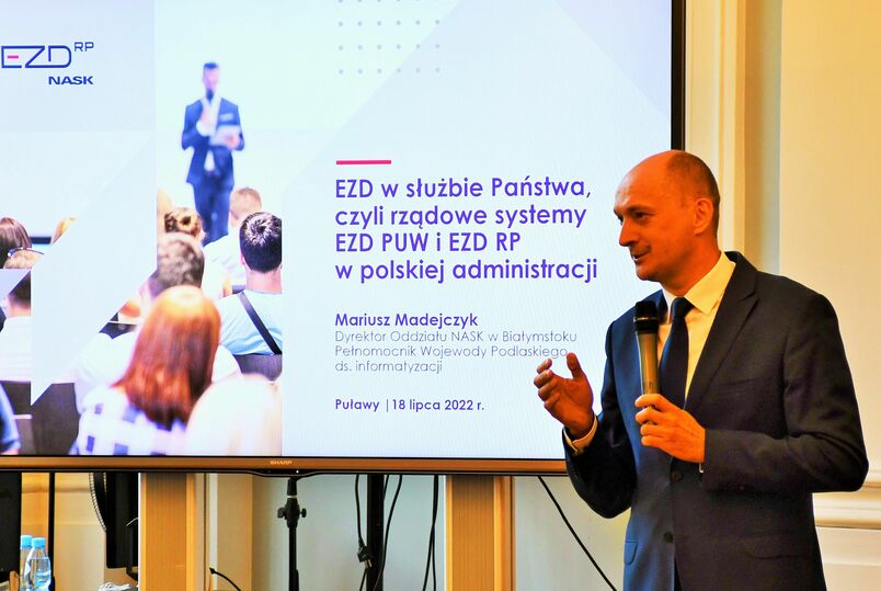 Dyrektor NASK prezentuje założenia projektu