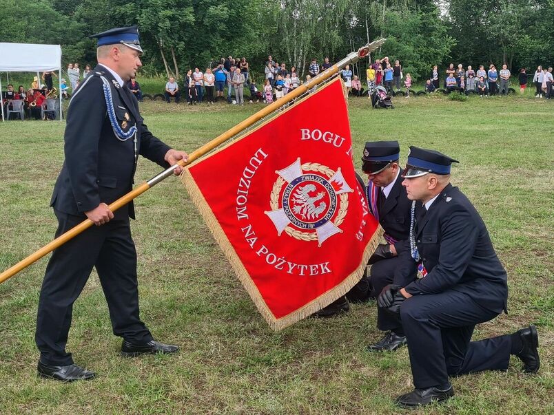 Jubileusz 75-lecia OSP Opatkowice - nadanie sztandaru