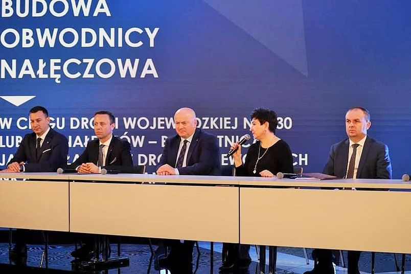Podpisanie umowy na budowę I etapu obwodnicy Nałęczowa - wypowiedź starosty Danuty Smagi