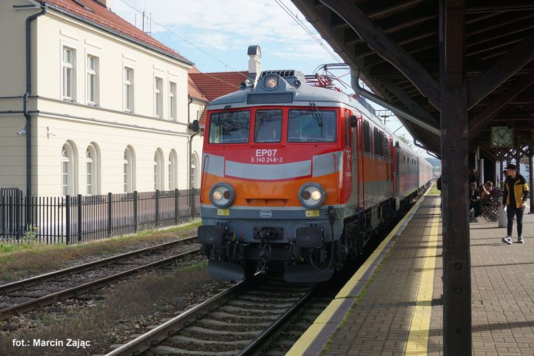 dworzec kolejowy PKP w Żarowie